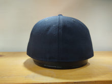 Cargar imagen en el visor de la galería, 59Fifty Yomiuri Giants Bones
