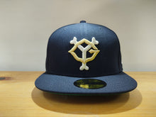 Cargar imagen en el visor de la galería, 59Fifty Yomiuri Giants Bones

