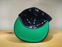 Cargar imagen en el visor de la galería, 59Fifty Yomiuri Giants Bones
