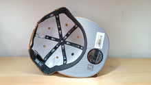 Cargar imagen en el visor de la galería, 9Fifty Chicago Bulls Camo
