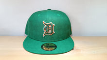 Cargar imagen en el visor de la galería, 59Fifty Detroit Tigers St Patrick Day 2025
