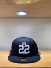 Cargar imagen en el visor de la galería, 59Fifty New York Yankees Player Number Soto 22
