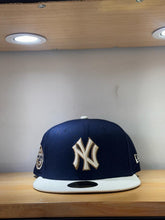 Cargar imagen en el visor de la galería, 59Fifty New York Yankees Canvas
