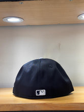 Cargar imagen en el visor de la galería, 59Fifty New York Yankees Batting Practice
