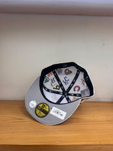 Cargar imagen en el visor de la galería, 59Fifty MLB All Over Blanca
