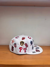 Cargar imagen en el visor de la galería, 59Fifty MLB All Over Blanca
