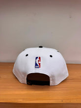 Cargar imagen en el visor de la galería, 9Fifty New York Knicks 2025 Champion
