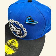 Cargar imagen en el visor de la galería, Pin Jordan Retro 1 Royal
