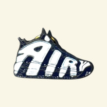 Cargar imagen en el visor de la galería, Pin Nike Air Uptempo Olimpic
