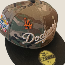 Cargar imagen en el visor de la galería, Pin Dripped Pizza Los Angeles Dodgers
