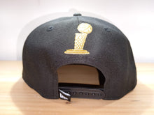 Cargar imagen en el visor de la galería, NBA NUGGETS CHAMPIONS  SNAPBACK
