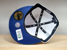 Cargar imagen en el visor de la galería, Gorra 5950 CHICAGO CUBS SAMPLE VISOR FLAGS
