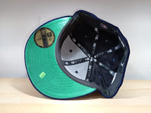 Cargar imagen en el visor de la galería, BOSTON RED SOX VELVET 5950

