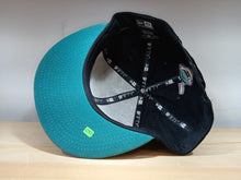 Cargar imagen en el visor de la galería, AKOLATRONIC SNAPBACK

