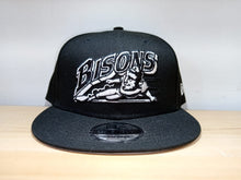 Cargar imagen en el visor de la galería, MiLB BISONS BLACK SNAPBACK
