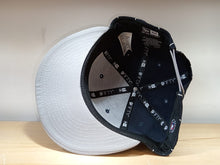 Cargar imagen en el visor de la galería, NY YANKEES STRIPES
