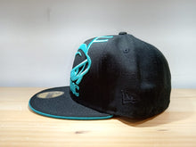 Cargar imagen en el visor de la galería, 5950 NEW ERA: AKOLATRONIC EYE BLUE
