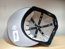 Cargar imagen en el visor de la galería, Boston Red Sox Camo Crow 5950
