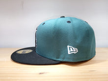 Cargar imagen en el visor de la galería, CHICAGO WHITE SOX PINE BLACK 5950
