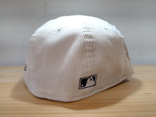 Cargar imagen en el visor de la galería, MLB YANKEES NY CROWN CORD 5950
