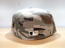 Cargar imagen en el visor de la galería, YANKEES NY CAMO CROWN 5950
