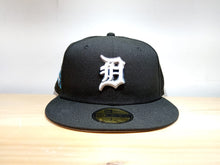 Cargar imagen en el visor de la galería, DETROIT TIGERS RACE WAY 5950
