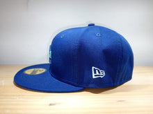 Cargar imagen en el visor de la galería, Los Angeles Dodgers Polar Lights MLB 5950
