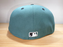 Cargar imagen en el visor de la galería, NY YANKEES PINE BLACK MLB 5950
