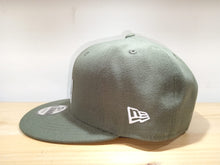 Cargar imagen en el visor de la galería, APE OLIVE SNAPBACK

