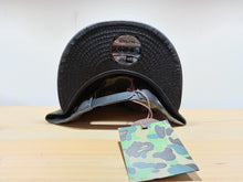 Cargar imagen en el visor de la galería, A BATHING APE BAPE CAMO SNAPBACK

