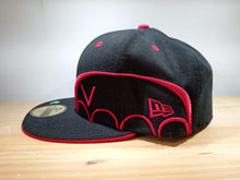 Cargar imagen en el visor de la galería, 5950 NEW ERA: AKOLATRONIC RED

