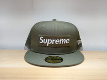 Cargar imagen en el visor de la galería, Supreme Box Logo Mesh Back New Era Olive
