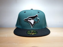 Cargar imagen en el visor de la galería, TORONTO BLUE JAYS PINE BLACK 5950
