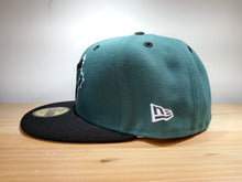 Cargar imagen en el visor de la galería, TORONTO BLUE JAYS PINE BLACK 5950
