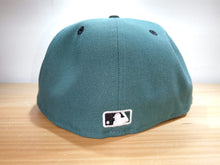 Cargar imagen en el visor de la galería, TORONTO BLUE JAYS PINE BLACK 5950
