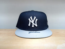 Cargar imagen en el visor de la galería, New York Yankees MLB On Deck 5950
