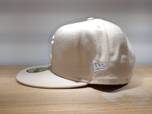 Cargar imagen en el visor de la galería, New York Yankees MLB Beige
