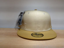 Cargar imagen en el visor de la galería, New Era Cap Script 59FIFTY
