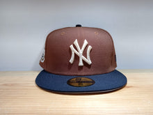 Cargar imagen en el visor de la galería, NEW YORK YANKEES HARVEST 17202 5950
