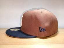 Cargar imagen en el visor de la galería, NEW YORK YANKEES HARVEST 17202 5950
