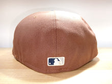 Cargar imagen en el visor de la galería, NEW YORK YANKEES HARVEST 17202 5950
