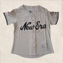 Cargar imagen en el visor de la galería, Jersey New Era 10 Aniversario México para Mujer
