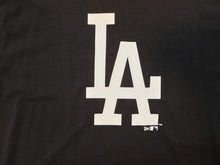 Cargar imagen en el visor de la galería, Playera New Era League ESSNTLS Los Angeles
