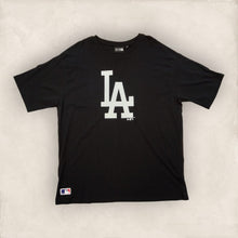 Cargar imagen en el visor de la galería, Playera New Era League ESSNTLS Los Angeles
