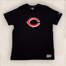 Cargar imagen en el visor de la galería, Playera New Era Cincinnati Reds México Series
