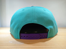Cargar imagen en el visor de la galería, Snapback D-Backs Arizona Metalic Logo
