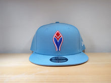 Cargar imagen en el visor de la galería, Snapback Atlanta Braves Sky
