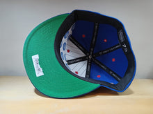 Cargar imagen en el visor de la galería, Gorra Cerrada Santurce Cangrejeros PR
