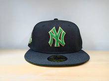 Cargar imagen en el visor de la galería, 59Fifty New York Metallic Green Pop
