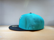 Cargar imagen en el visor de la galería, 59Fifty Florida Marlins Coockies &amp; Cream
